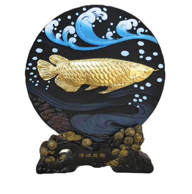 炭雕金龙鱼
